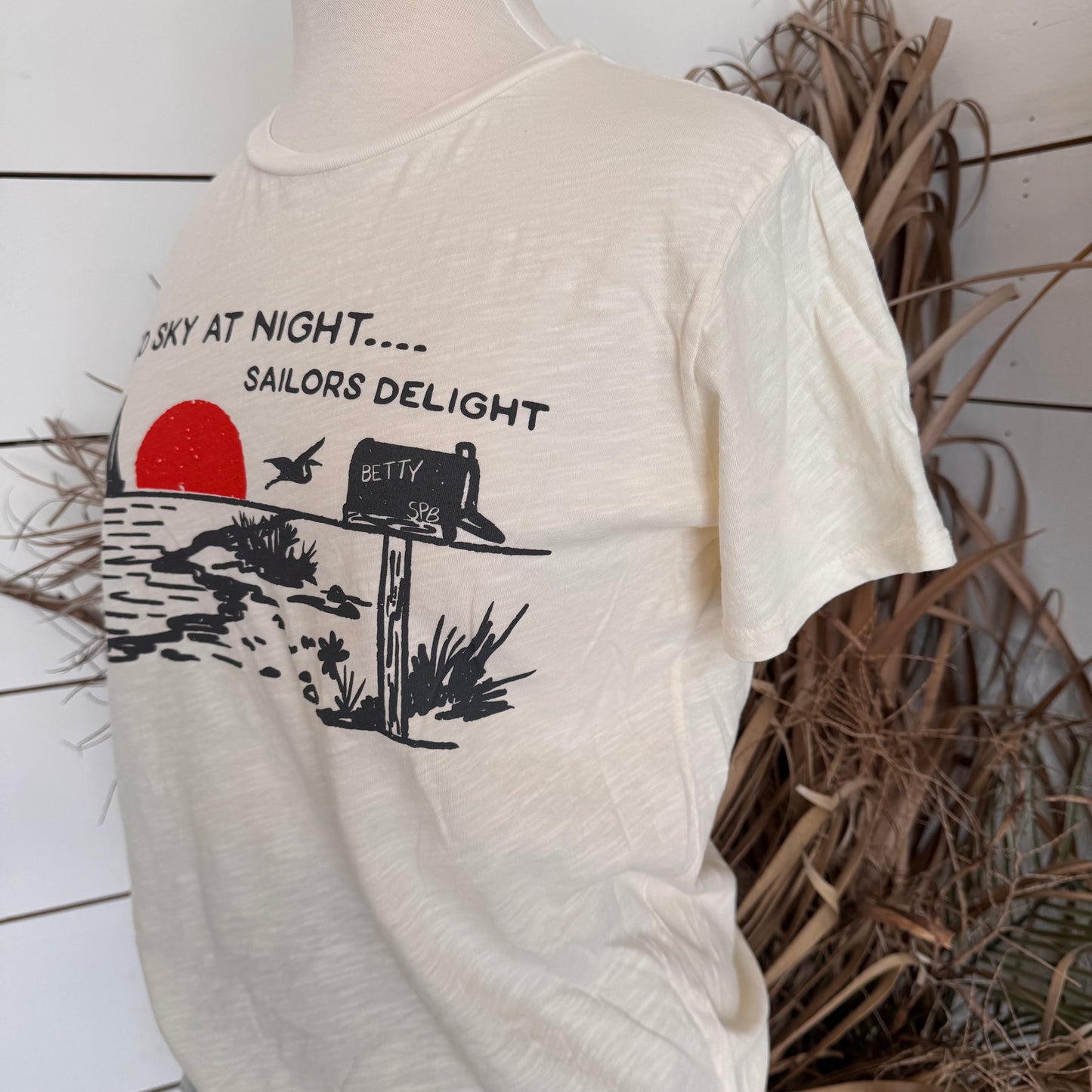 Red Sky At Night Women’s Tee