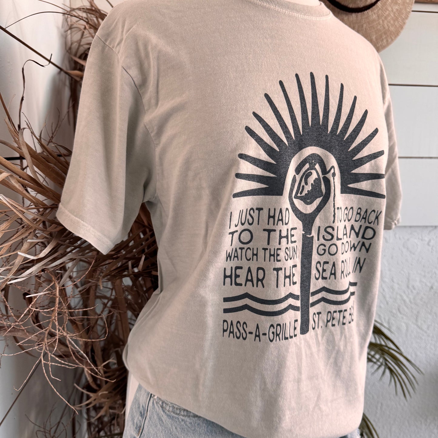 SUNSET BELL Tee Unisex SALE!