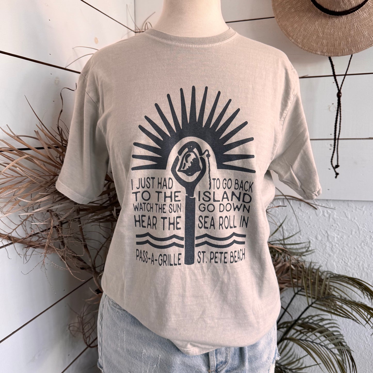 SUNSET BELL Tee Unisex SALE!
