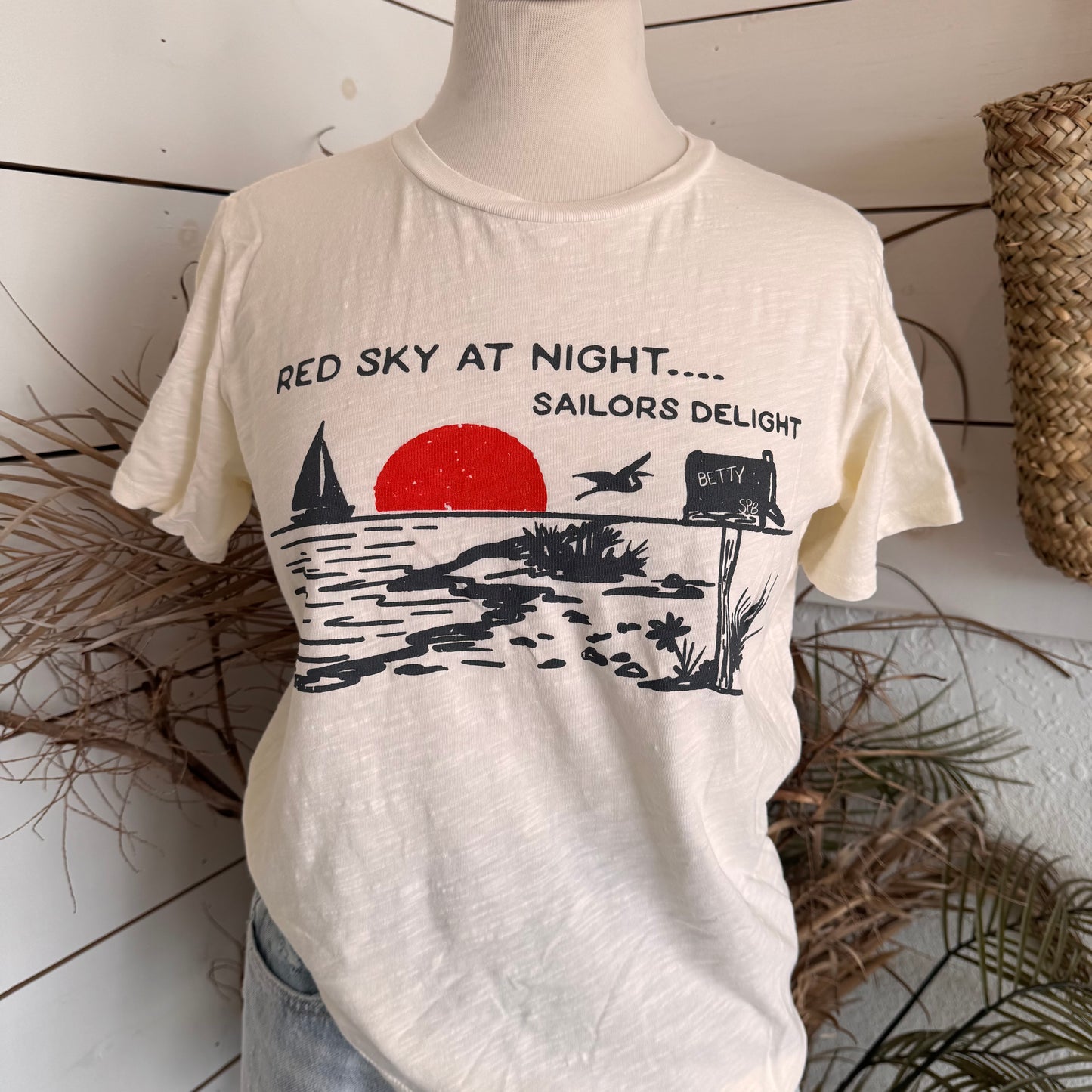 Red Sky At Night Women’s Tee