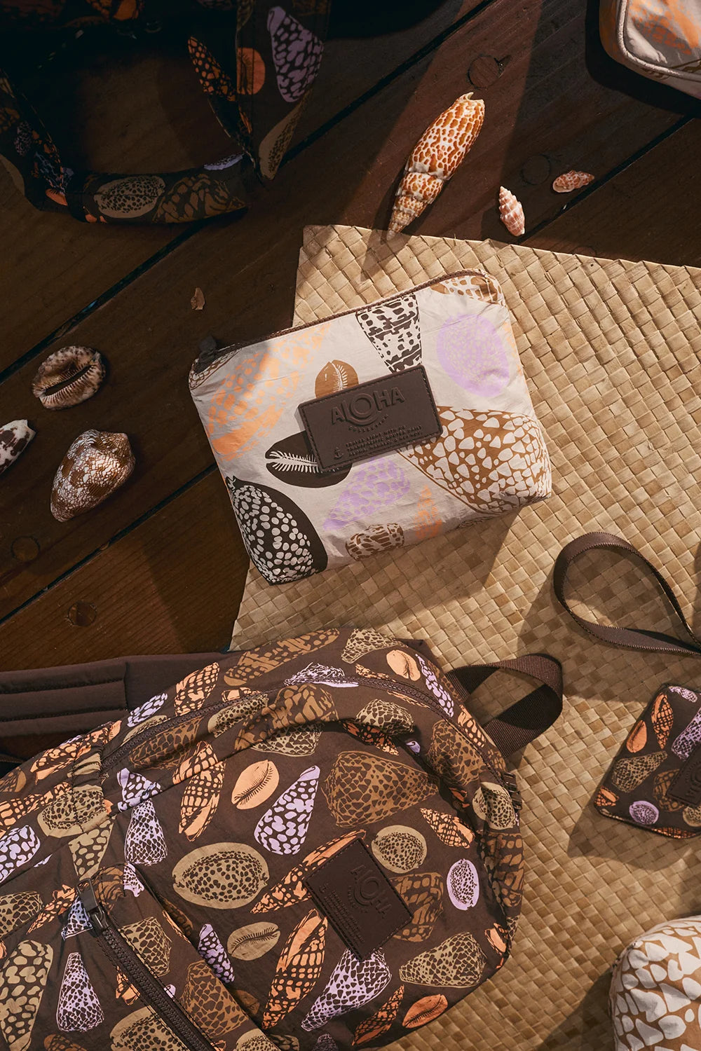 Shoreline backpack aloha coconut